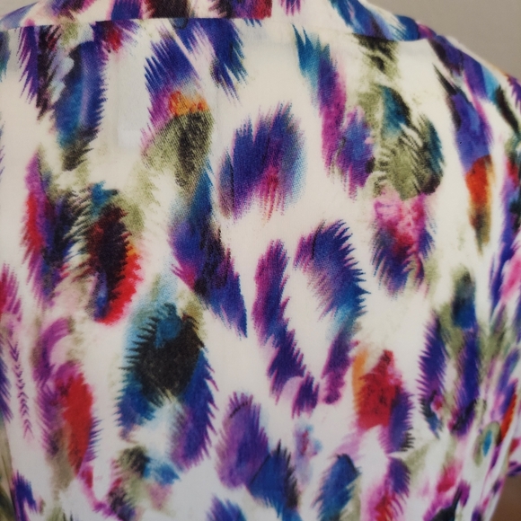 Cabi Feather Print V Neck Blouse Top with Cap Sleeve Sz S - Picture 6 of 15
